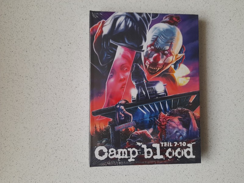 MEDIABOOK : CAMP BLOOD TEIL : 7 - 10 - 222 St�ck