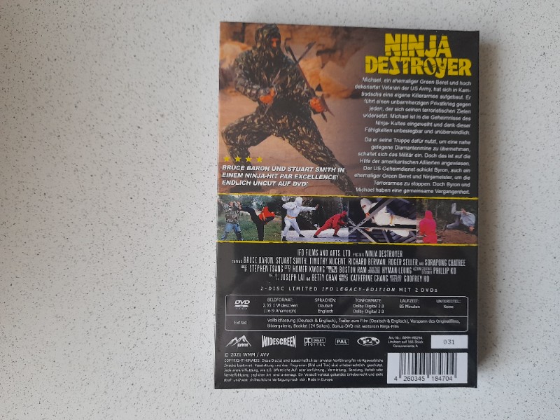 MEDIABOOK :  NINJA DESTROYER  -  166 St�ck