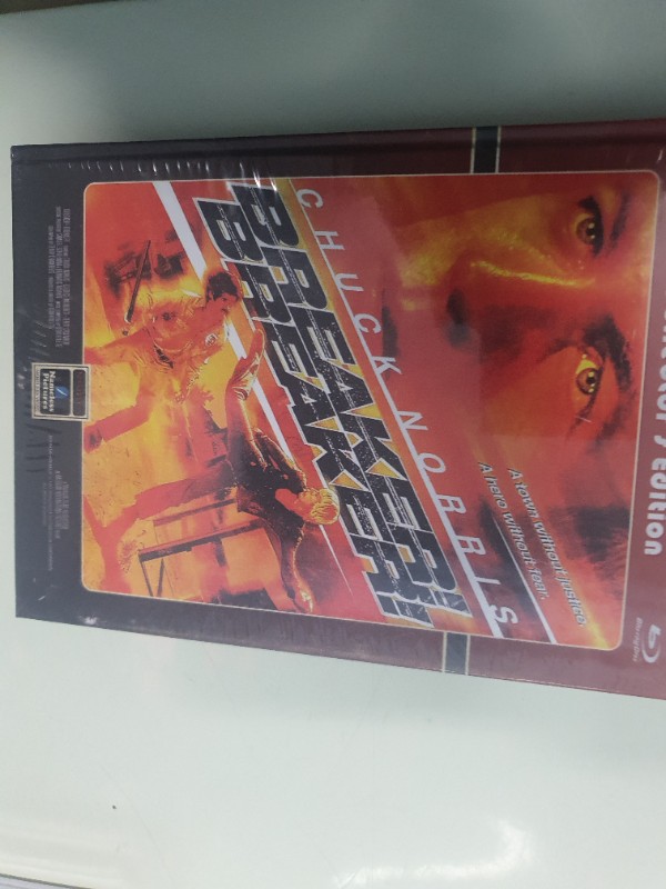 CHUCK NORRIS  -  BREAKER, BREAKER  MEDIABOOK