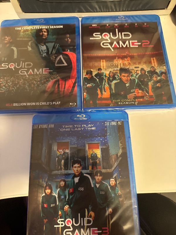 Squid Game 1 bis 3 komplette Serie Bluray OVP DE