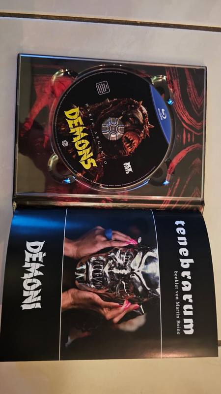 D�monen Demons wattiertes Mediabook Bluray + DVD