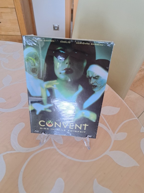 Convent Mediabook Ovp.