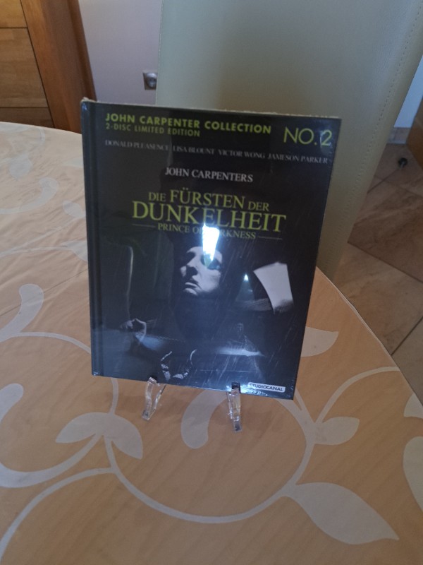 F�rsten der Dunkelheit Mediabook Ovp.