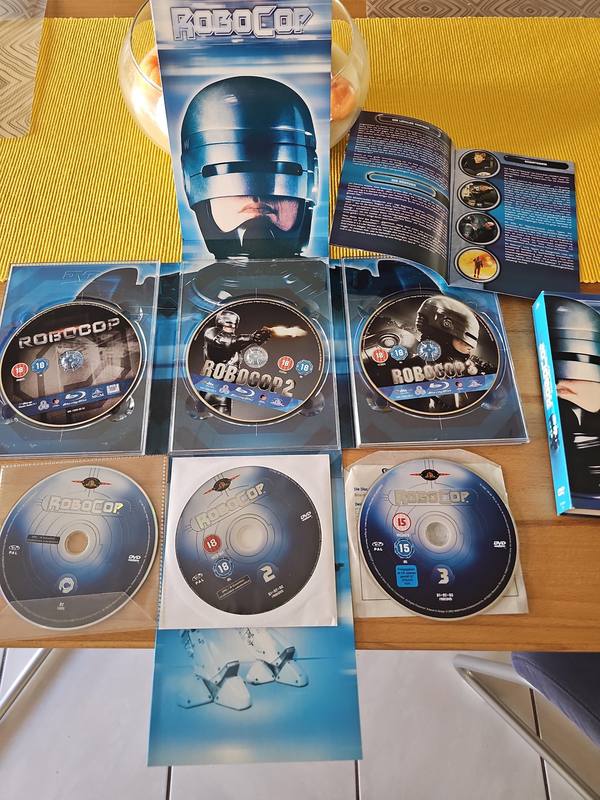 Robocop Trilogy Bluray und DVD uncut