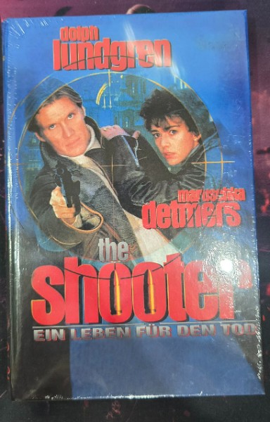 The Shooter gro�e Hartbox Cover B  OVP Nr.44