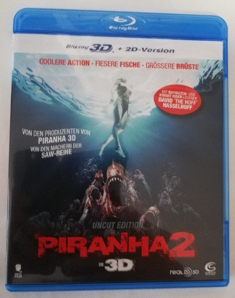 PIRANHA  2   IN  3D    ( UNCUT )