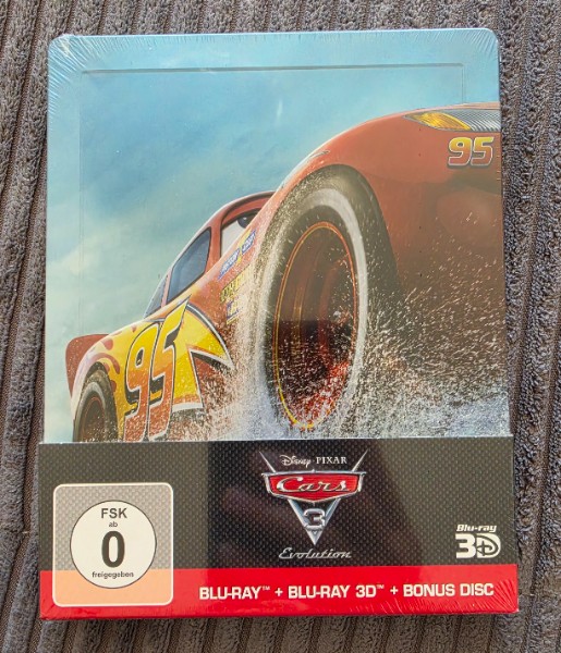 Cars 3 (Blu Ray + 3D Blu Ray Steelbook)