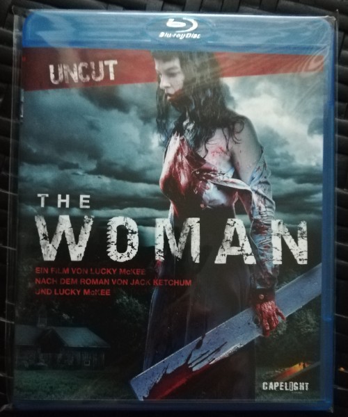 THE  WOMAN - BEUTEGIER - DARLIN   ( UNCUT )