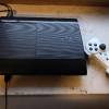 PS3 Super Slim Konsole 500 GB + 2 Controller