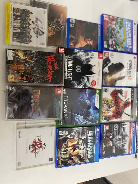 Sammlung 85x Spiele 22x Filme PS3 Xbox PS4 Switch