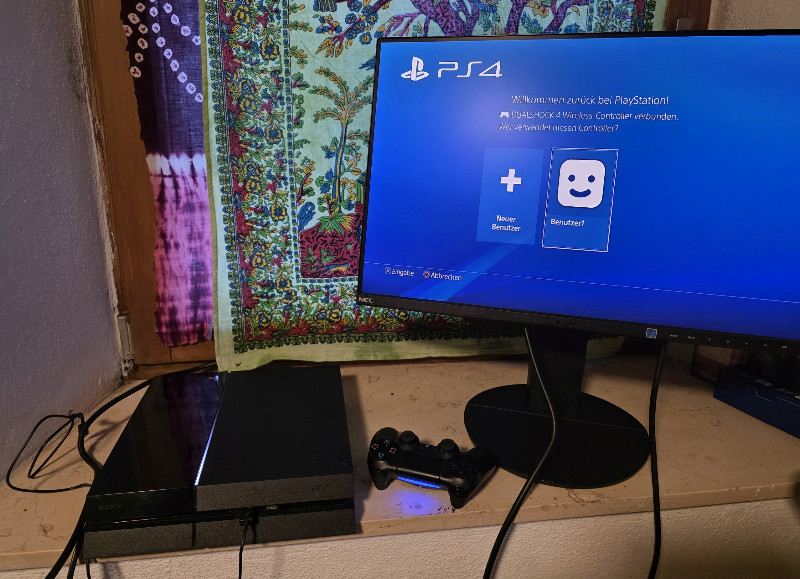 Sony Playstation 4 Konsole + 1 Controller PS4