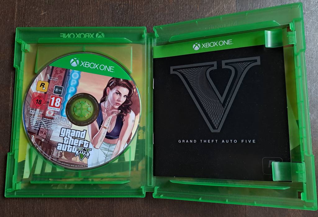 GTA 5  (Grand Theft Auto V, XBOX ONE)