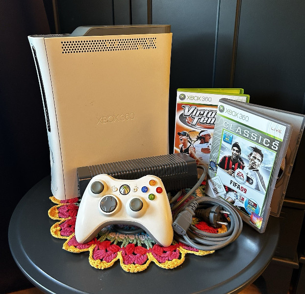 Xbox 360 Premium 60GB Wei� Konsole TOP