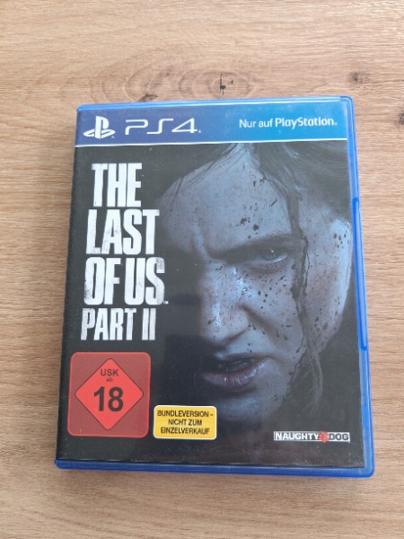 PS4 The Last Of Us Part 2  2 Discs ohne Kratzer