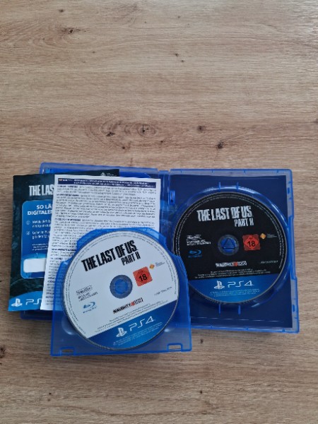 PS4 The Last Of Us Part 2  2 Discs ohne Kratzer