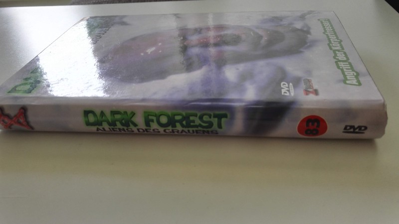 Dark Forest � Aliens des Grauens | Hartbox | UNCUT