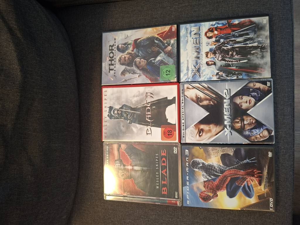 BLADE 1 JEWEL CASE + BLADE 2 +4 x MARVEL