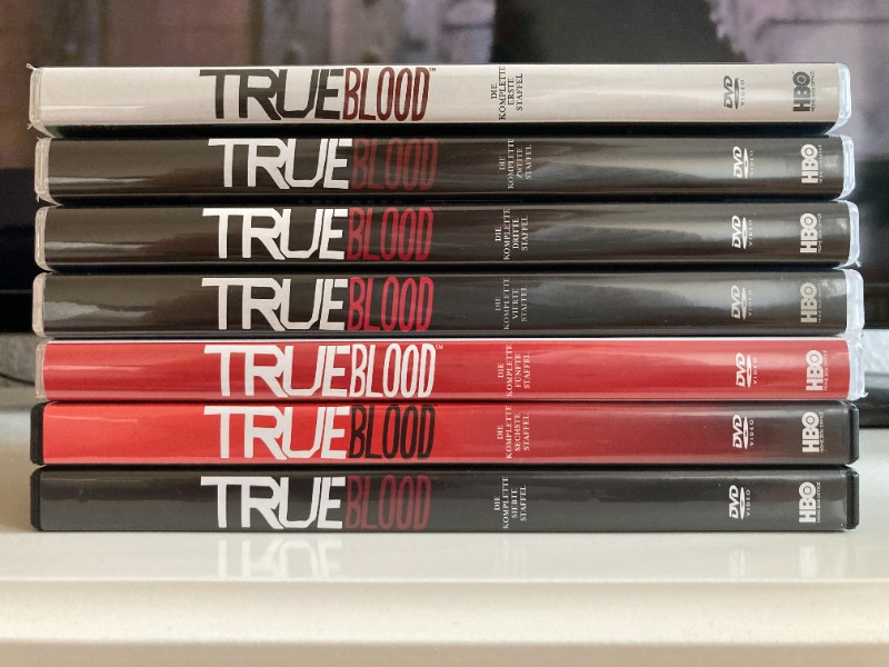 True Blood � Die komplette Serie � UNCUT | DVD