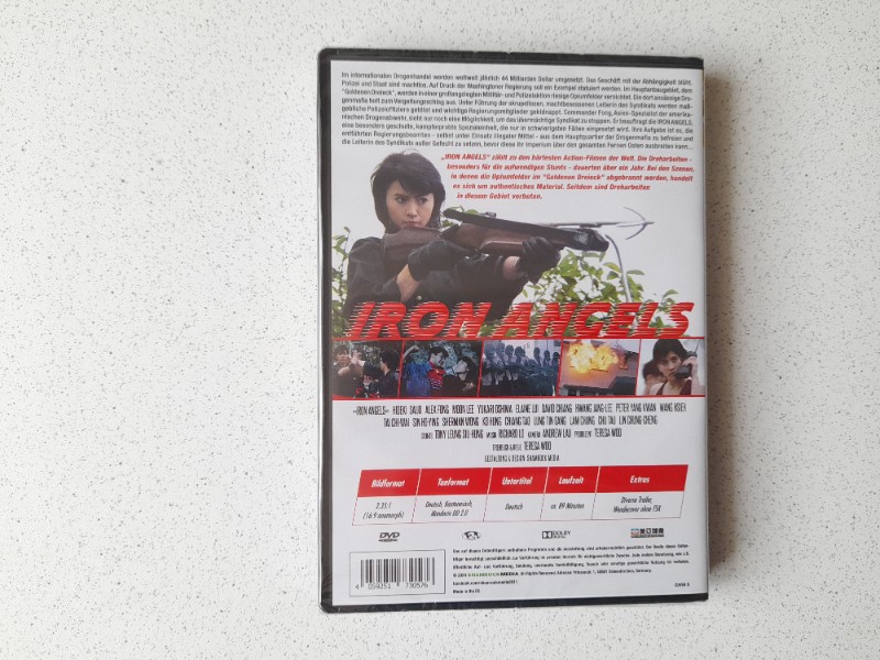 DVD : IRON ANGELS mit MOON LEE