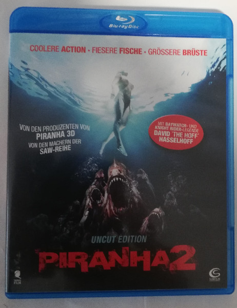 PIRANHA  2  (  UNCUT  )  BLURAY