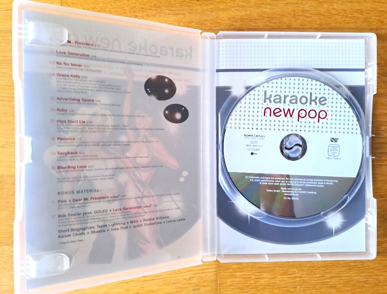 Karaoke New Pop (Pink, R. Williams, Shakira, DVD)