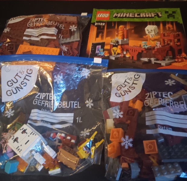 Legoset 21122