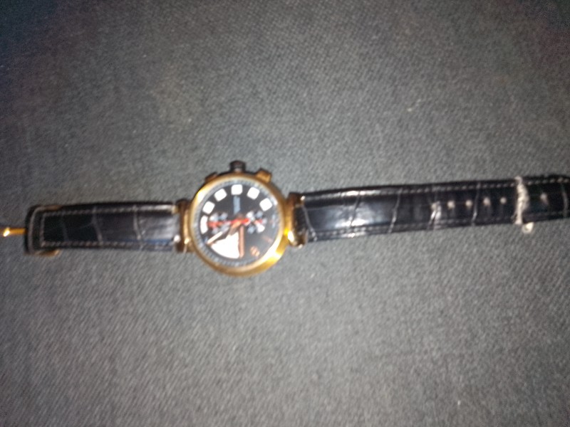 Sch�ne Herrenarmbanduhr vom Onkel geerbt