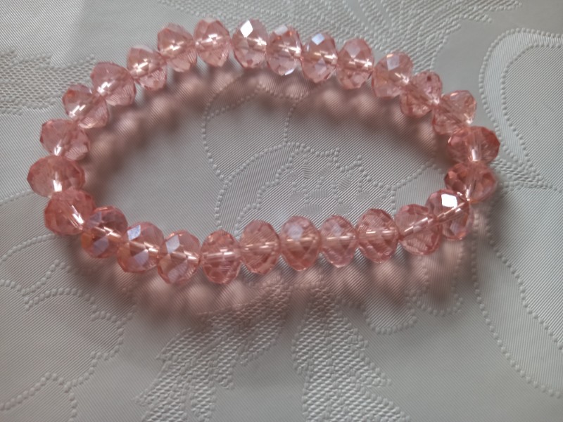 Handgemachtes Rosa Glasperlen-Armband