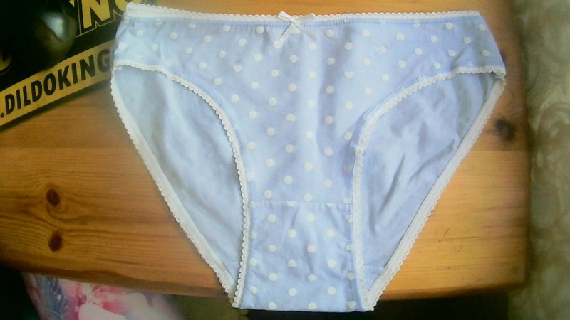 DAMEN SLIP HELLBLAU MIT PUNKTE GR.S, NEU