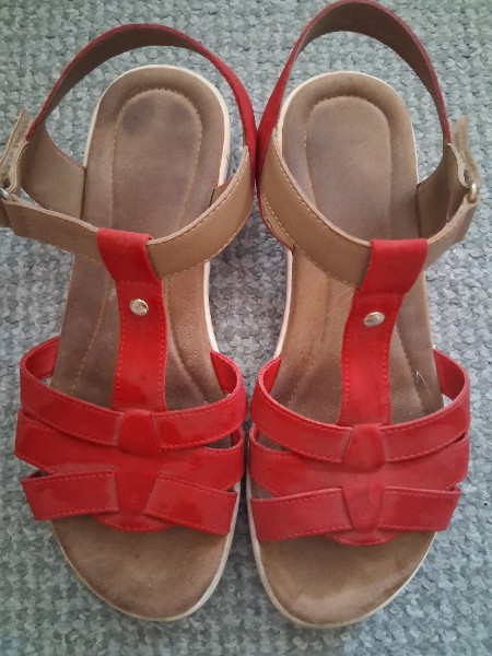 Damen Sandalen aus Leder  Gr��e 39
