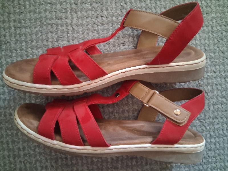 Damen Sandalen aus Leder  Gr��e 39