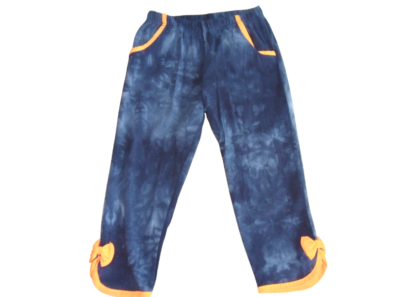 M�dchen Capri Hose Gr��e 11-12 Jahre ( 146/152 )