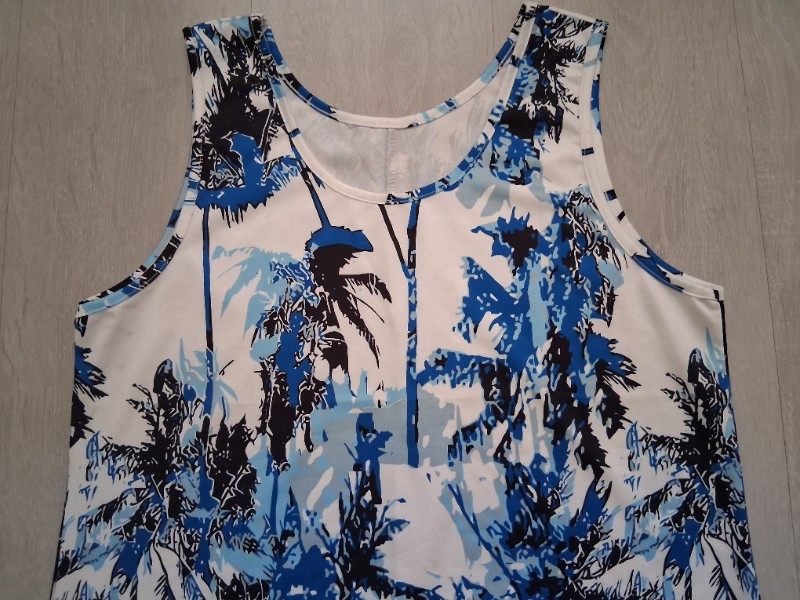 Sommerkleid blau Gr��e XL  figurbetont
