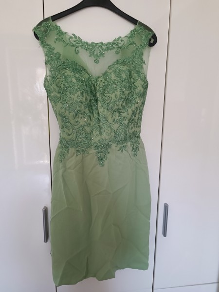 Kleid Gr. 8 (38) inkl. Weste
