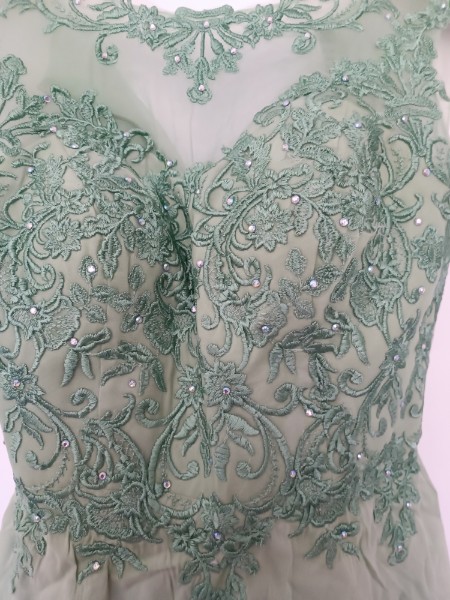 Kleid Gr. 8 (38) inkl. Weste