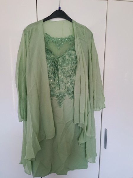 Kleid Gr. 8 (38) inkl. Weste