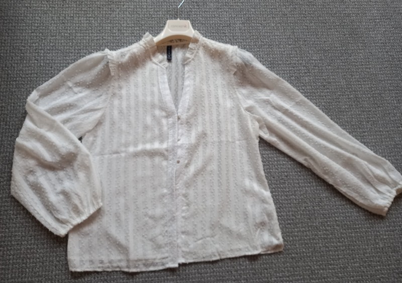 AMISU wei�e transparente Damen Bluse in Gr��e XL